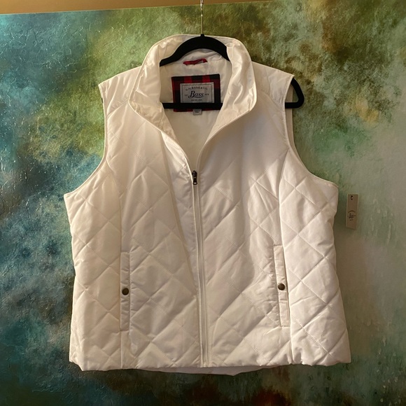 White Puffer Vest